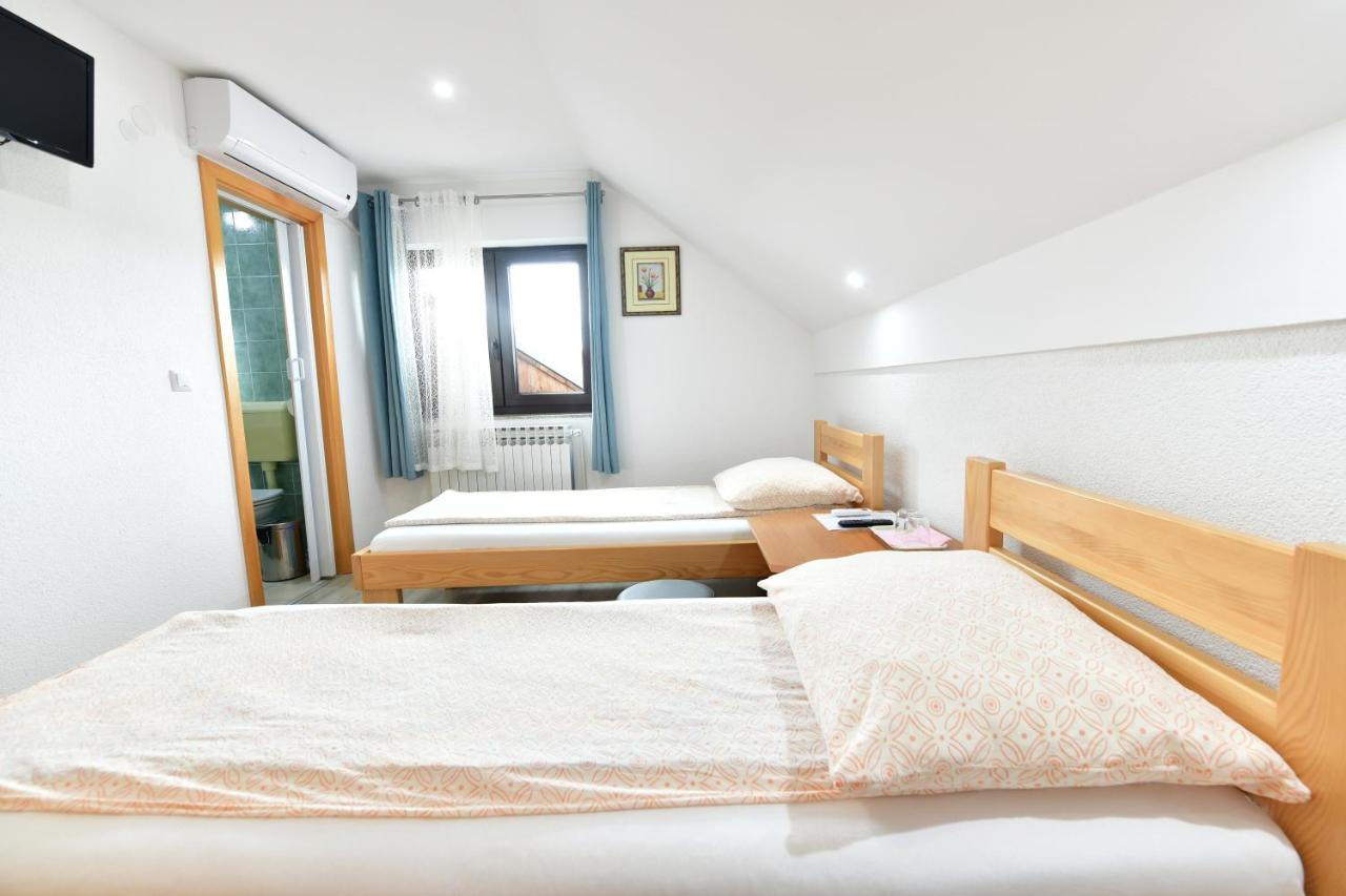 Hotel House Marinic Grabovac  Zewnętrze zdjęcie